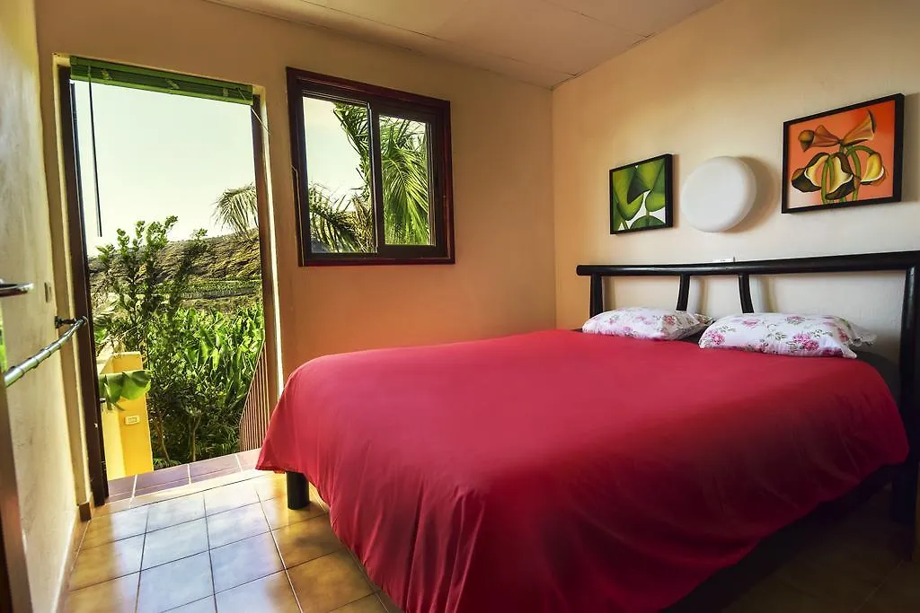Apartamentos Finca La Cruz Tazacorte